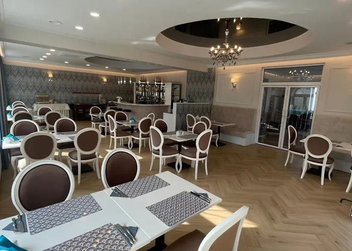 Moris Boutique Hotel 2*