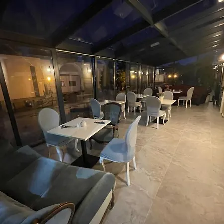 Moris Boutique Hotel