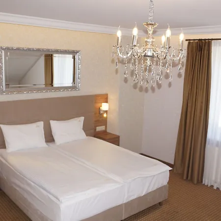 Hotel Moris Boutique 2*