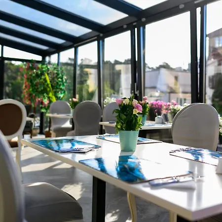 Hotell Moris Boutique 2*